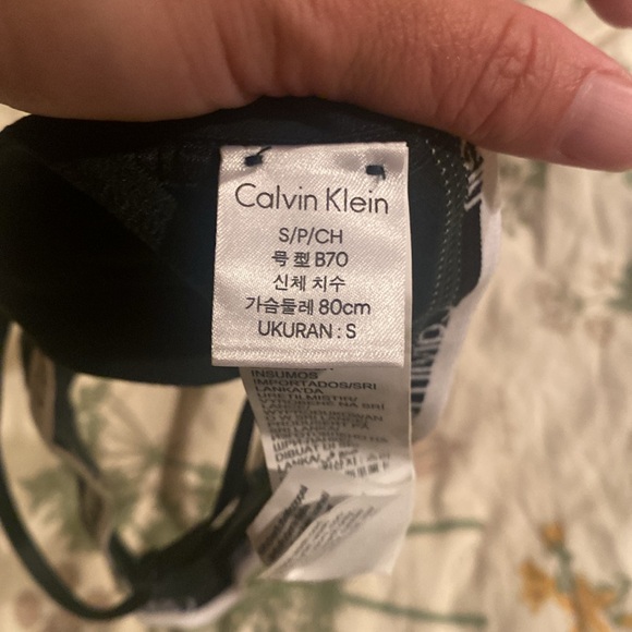 Calvin Klein bralettes (3) - Picture 5 of 5